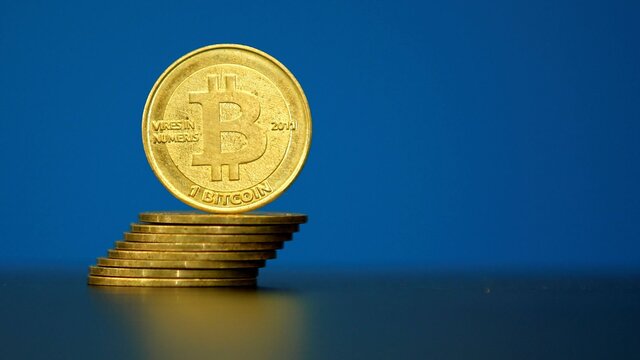 Bitcoin yatırımcısı parasını ikiye katladı