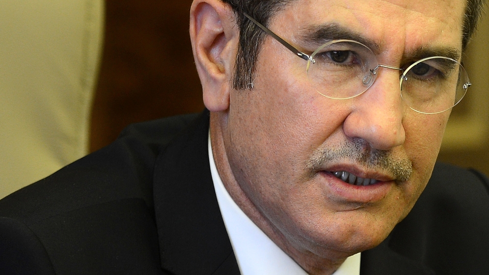 Bakan Canikli: Savunma ürünlerine ambargo uyguluyorlar