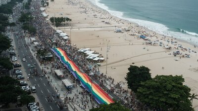 Brezilya'da yargı 'eşcinsel dönüştürme terapisini' onayladı