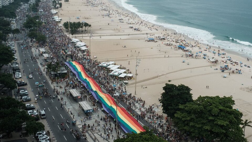 Brezilya'da yargı 'eşcinsel dönüştürme terapisini' onayladı
