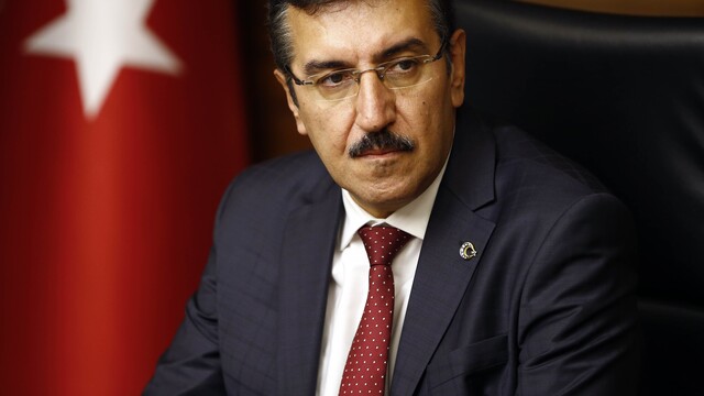 Bakan Tüfenkci'den öğrenci velilerine önemli uyarı