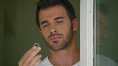 Nazlı'nın tek şartı özel tasarlanmış evlilik yüzüğü