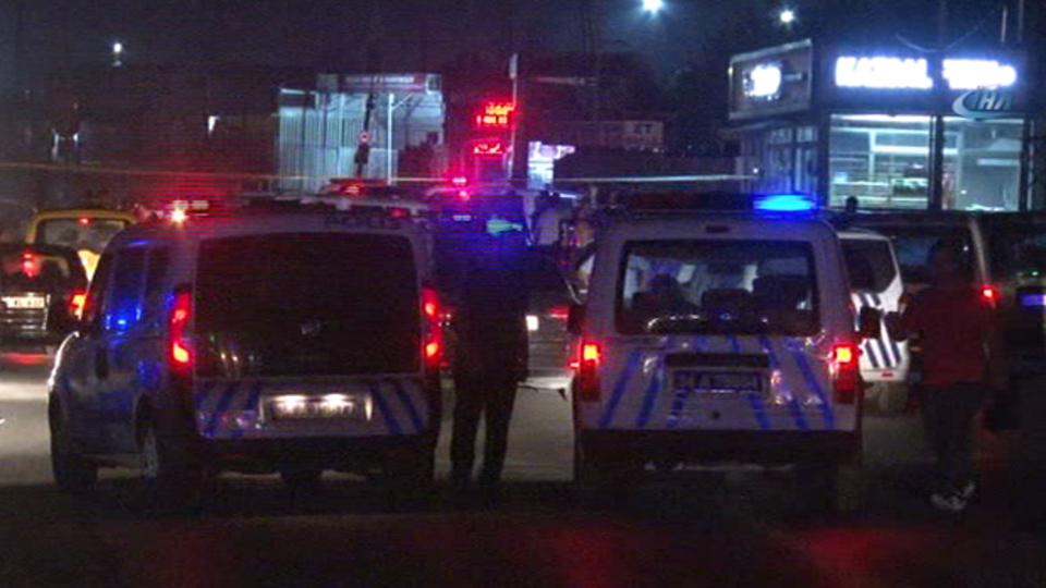 Gaziosmanpaşa'da polise silahlı saldırı: 1 şehit