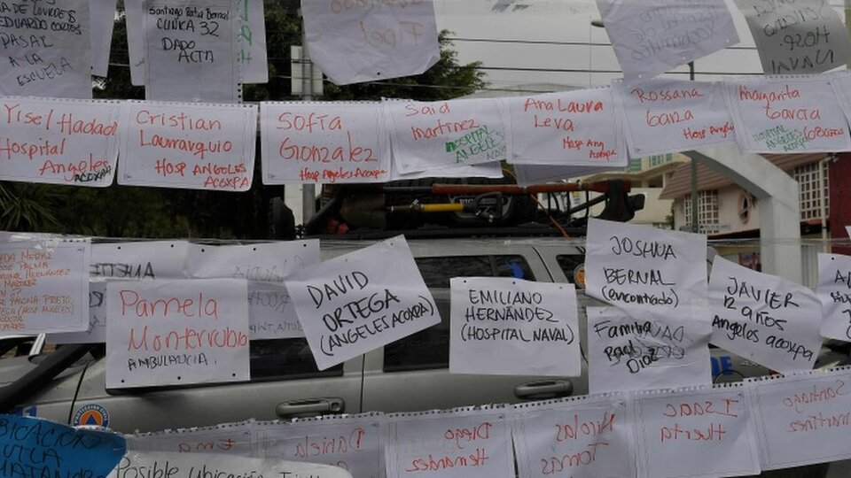 Meksika depremi: Ölü sayısı 230'a çıktı, çöken okul için umutlar tükeniyor