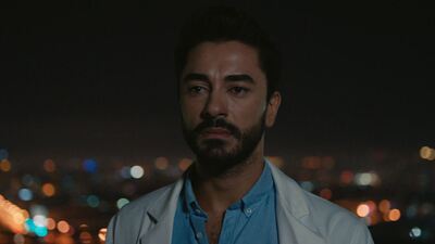 "İnsan bazen başkalarının hayatını kurtarmak için en yakınını feda eder!"