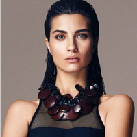 Tuba Büyüküstün ile Umut Evirgen Paris'te el ele