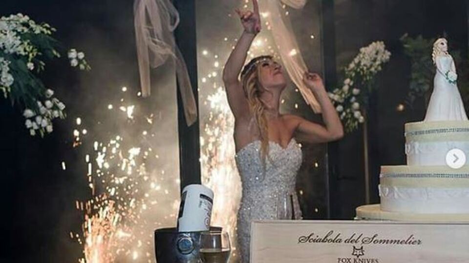 İtalyan kadın kendisiyle evlendi