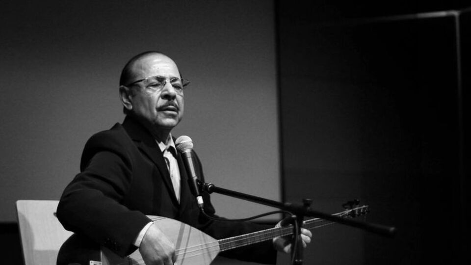 Neşet Ertaş kimdir?