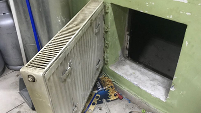 Kumar oynayabilmek için gizli geçit bile yapmışlar