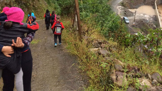 Rize'de sel nedeniyle 1 kişi öldü! 10 kişi kurtarılmayı bekliyor