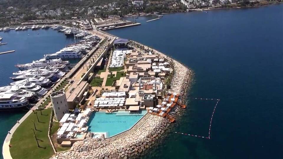 Marina ve otelini geri alma davası açtı