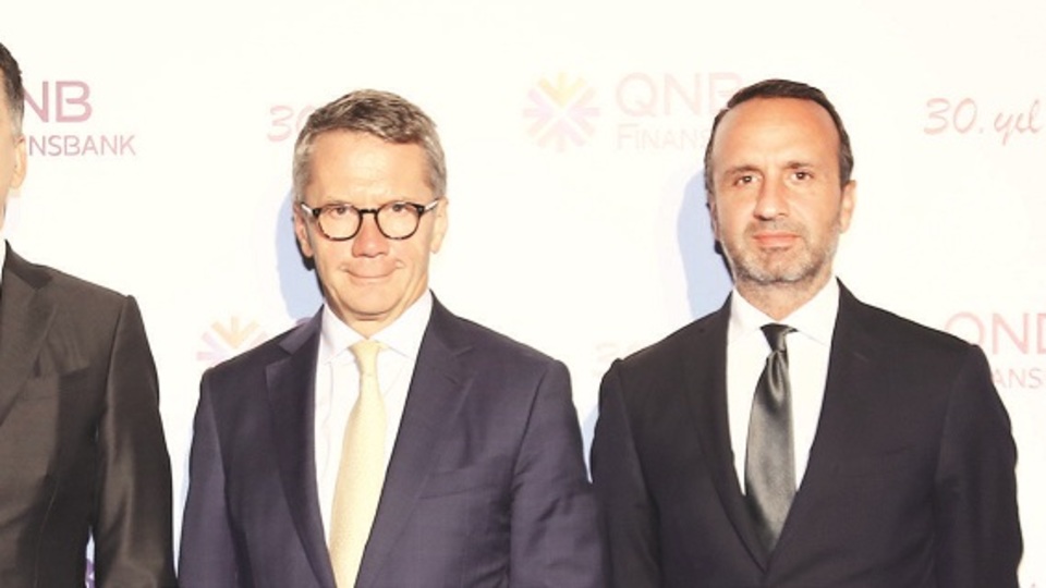 Rakibimiz bankalar değil Apple, Google