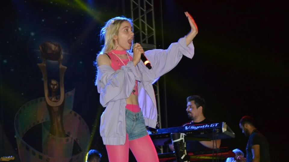 İstanbul'da Aleyna, Trabzon'da Ebru