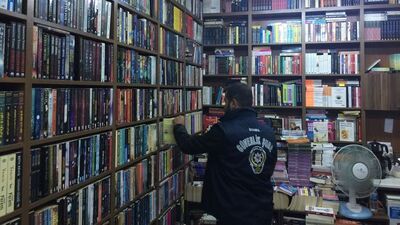 İstanbul'da eş zamanlı 'korsan kitap' operasyonu