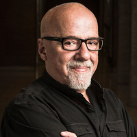 Alışveriş merkezindeki piyanist