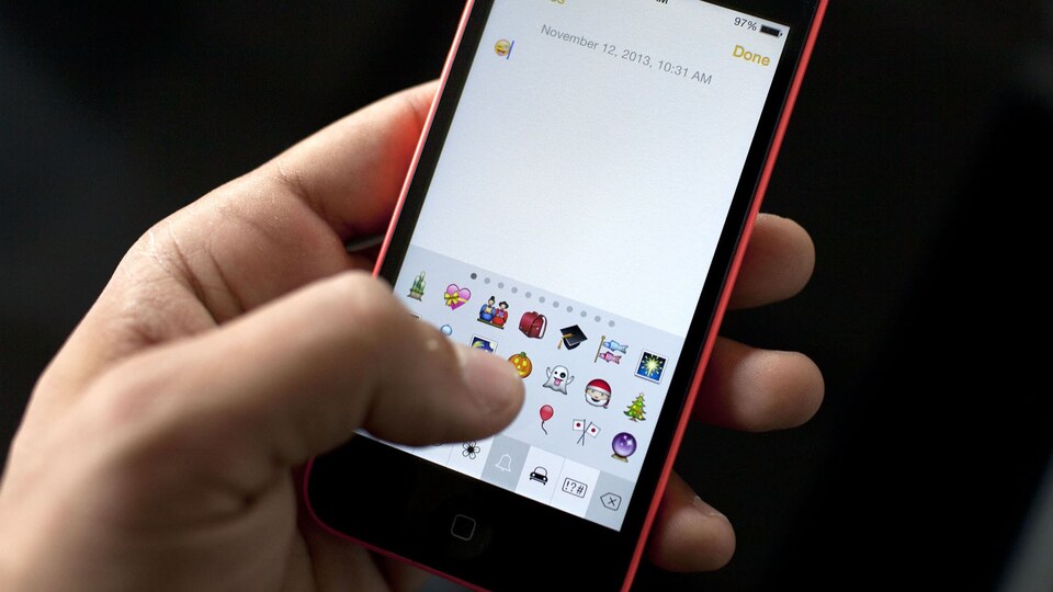 iPhone'dan Android'e: Çalıntı mı esinlenme mi?