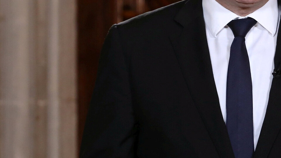 Katalonya Başkanı Puigdemont'tan kararlılık mesajı!