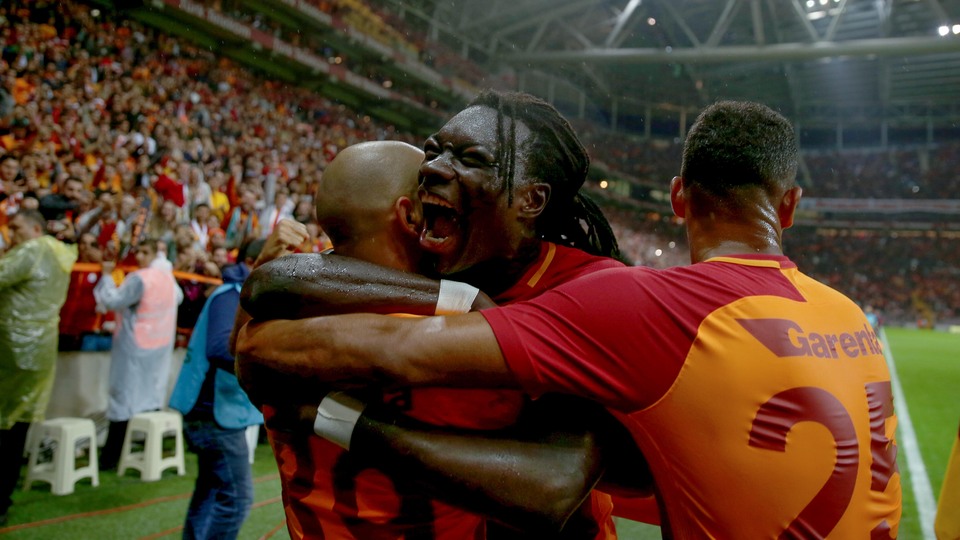 Galatasaray, L'Equipe'e manşet oldu