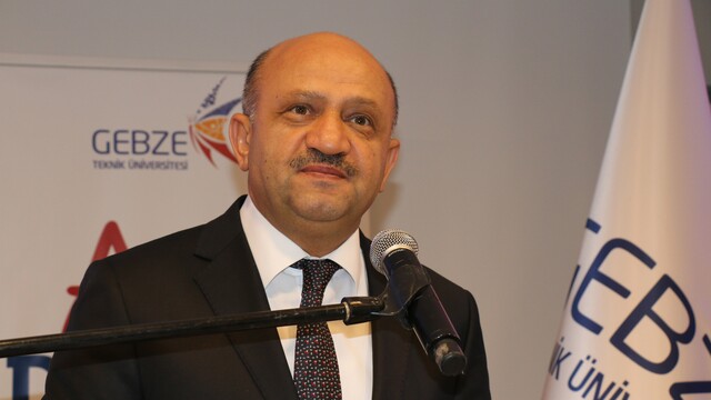 Başbakan Yardımcısı Işık: Yabancı dili çok iyi öğrenin ama lütfen Türkçe konuşun