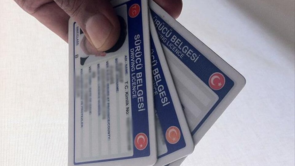 Ehliyet sınavı saat kaçta?