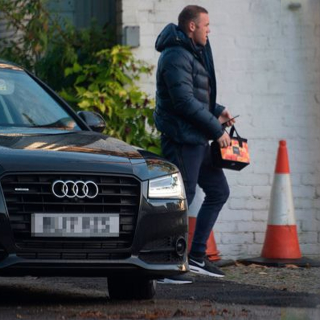Rooney kamu hizmetinde görüntülendi