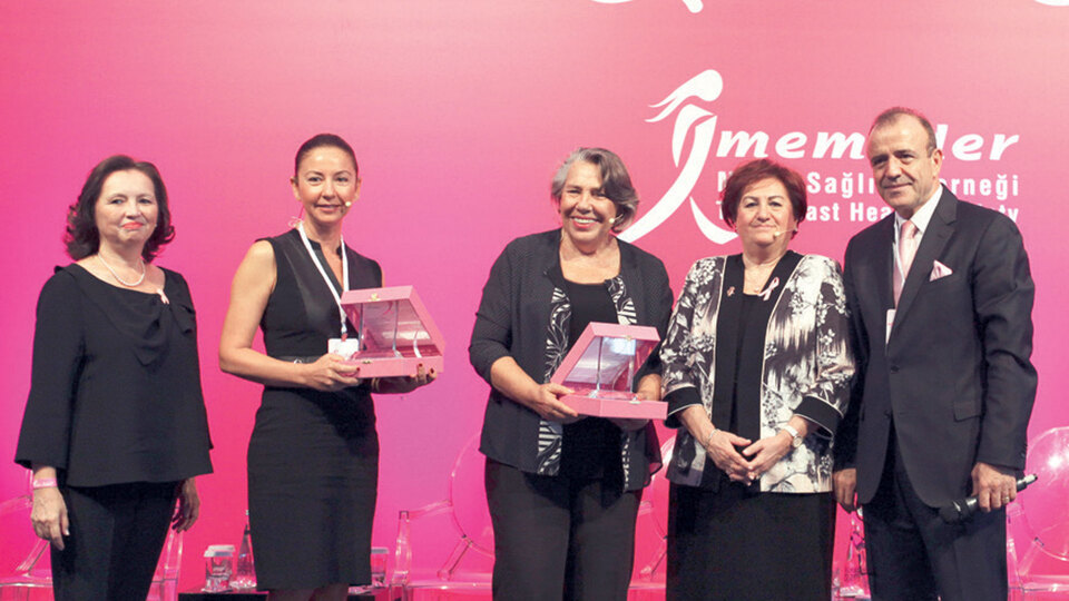 Meme kanseri için 'Pembe Festival'