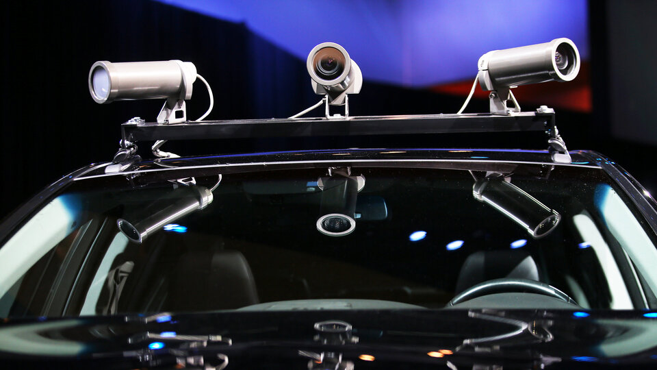 Sürücüsüz otomobillere 2018 izni