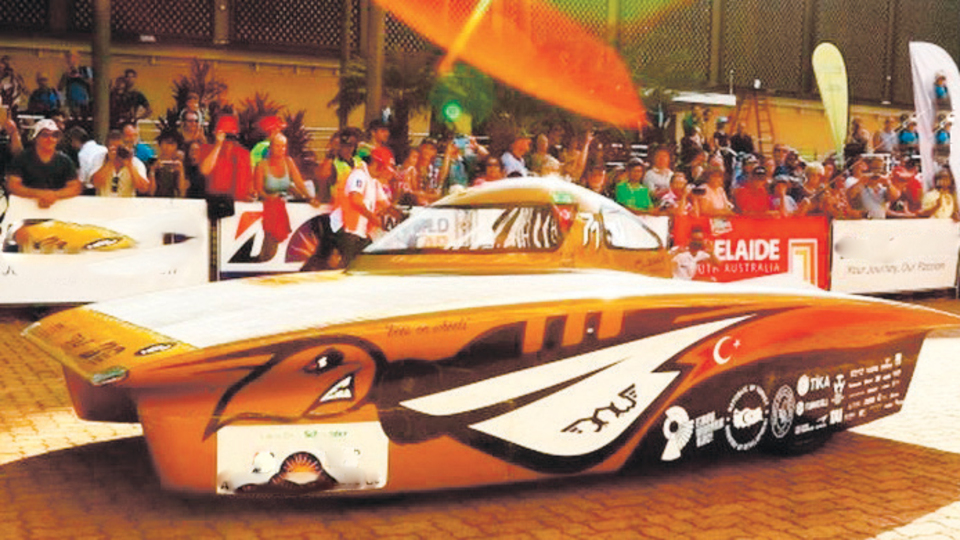 'Güneş arabası' takımı birinci