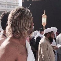 Ünlü oyuncu kutsal topraklarda...