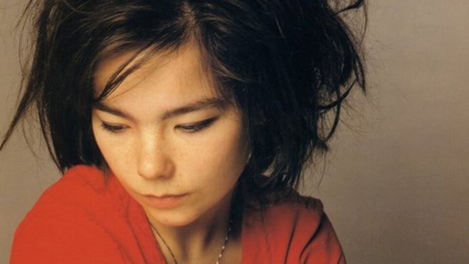 Bir taciz itirafı da ünlü şarkıcıdan geldi