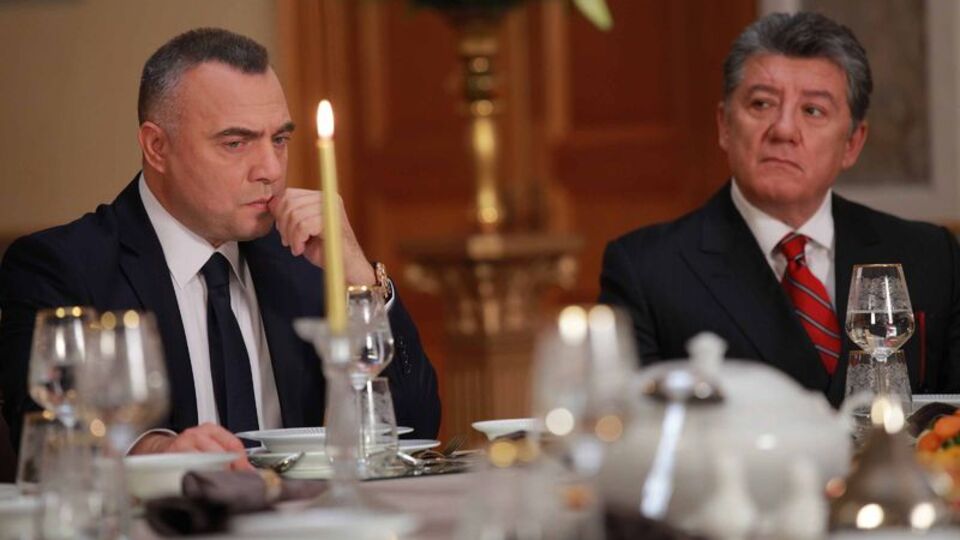 Yaşar ile İlyas köşeye sıkıştı!