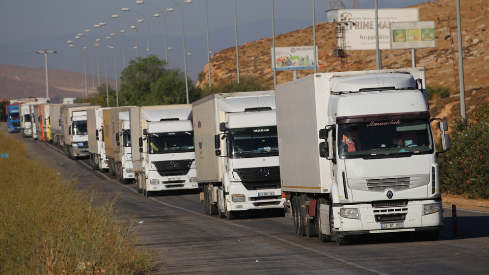 Cilvegözü Sınır Kapısı ticari tırlara açıldı