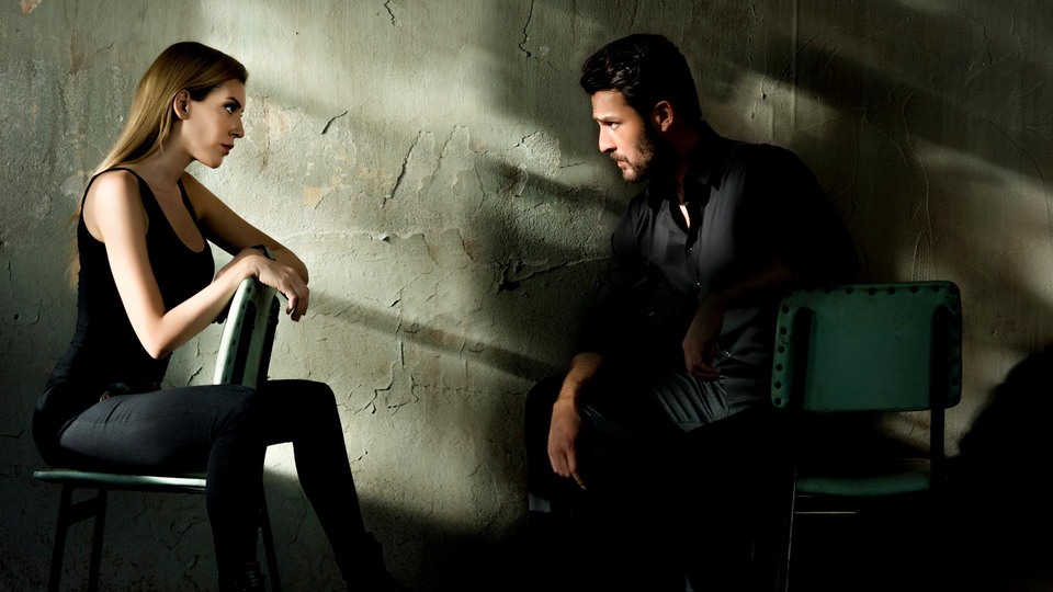 Aşk nefrete kardeştir