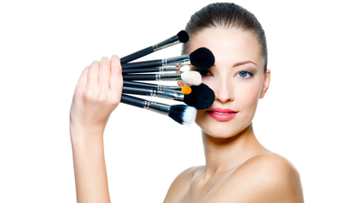 Makyaj fırçası nasıl temizlenir?