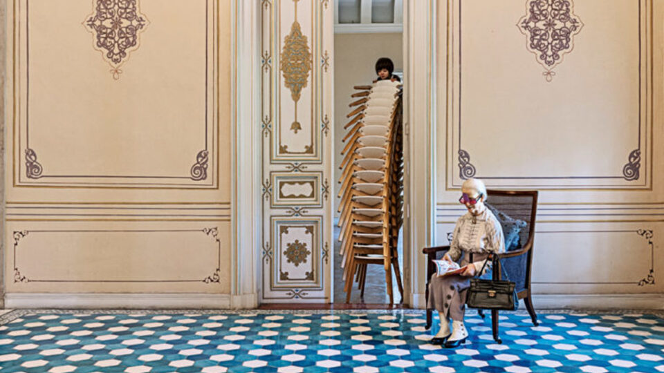 Küratör Károly Aliotti 'Kapı Çalana Açılır' sergisini anlattı