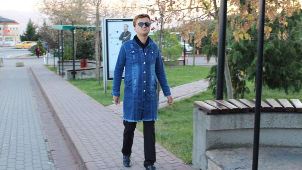 Çift cinsiyetli doğdu! 29 kez ameliyat oldu ama yine de sağlığına kavuşamadı!