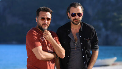 'Kaybedenler Kulübü Yolda'