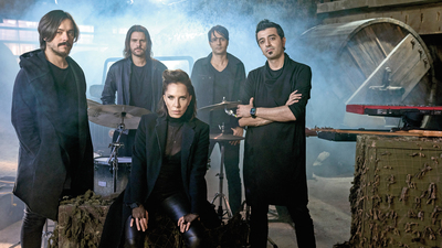 'Derileri giydik, klasik pozu verdik'