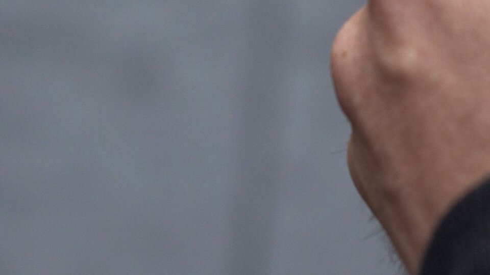 Günaydın mesajı attı, gözaltına alındı!