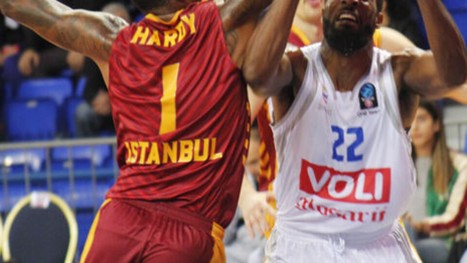 Galatasaray deplasmanda kayıp!