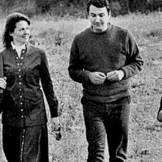Olcay Baykal o fotoğraftaki yanlış bilgiyi düzeltti