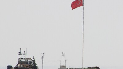 Suriye sınırında 2 terörist yakalandı