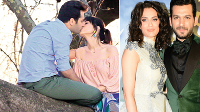 Göz hapsinde öpüştü