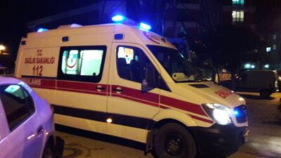 Ümraniye'de bıçaklı kavga! 3 kişi yaralandı