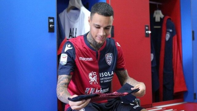 Van der Wiel kayıpları oynuyor
