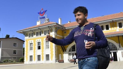 14 yaşındaki çocuk okulu sevmediği için evden kaçtı