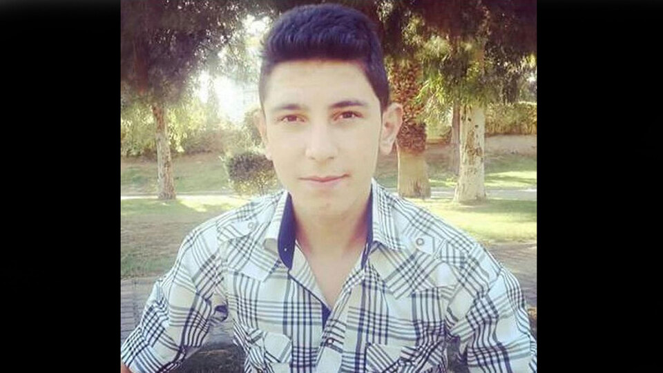 Parmağını böcek ısıran liseli gençten 3 ay sonra kötü haber!