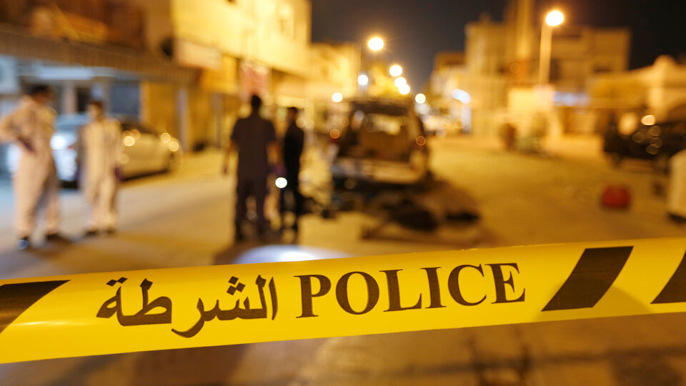 Bahreyn'de polis otobüsüne bombalı saldırı