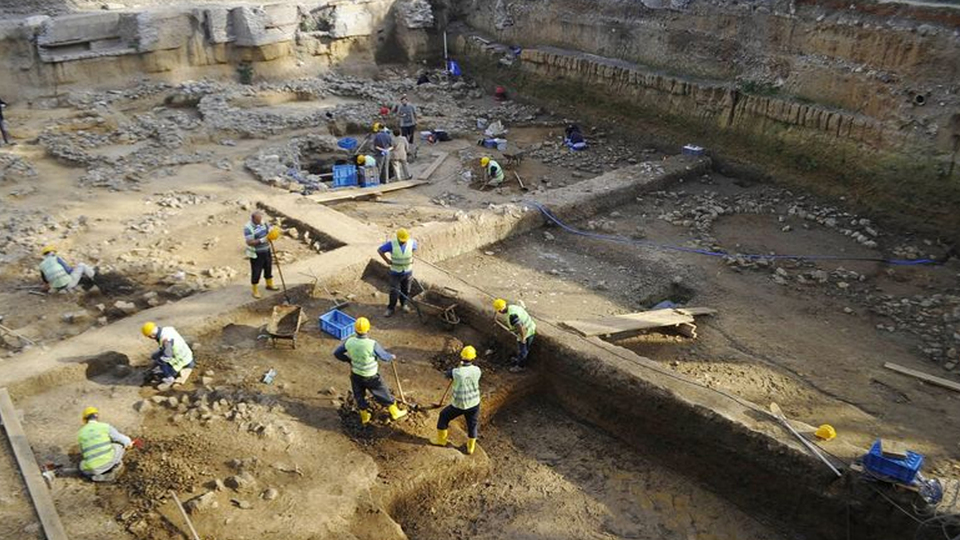 Beşiktaş'taki tarihi mezarlar Türklere mi ait? İşte sorunun cevabı!
