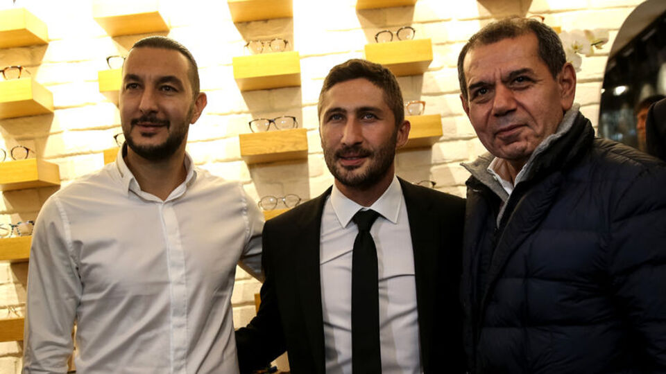 Galatasaray camiası, Sabri'yi yalnız bırakmadı